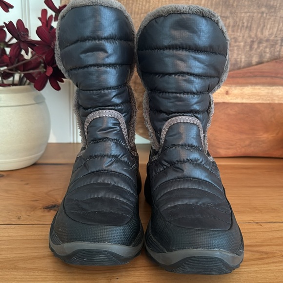 The North Face winter boots 12T - Picture 4 of 6